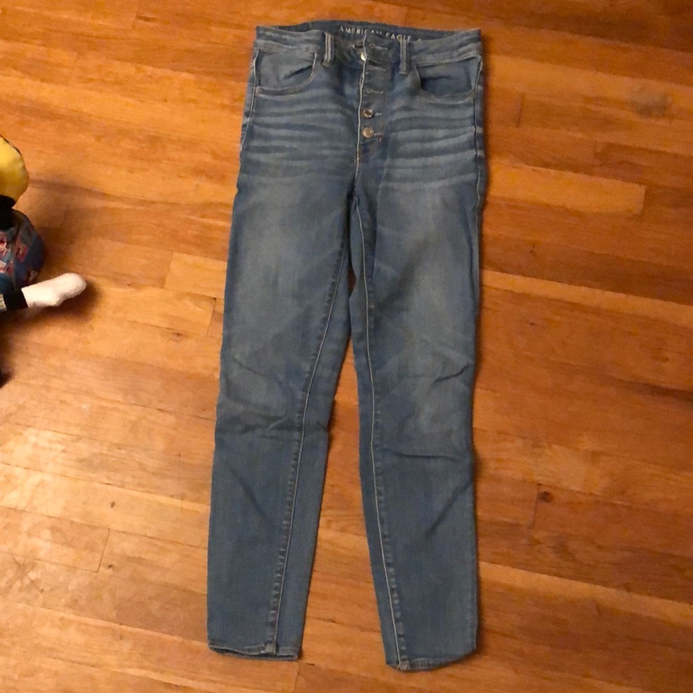 Medium wash boat jeans